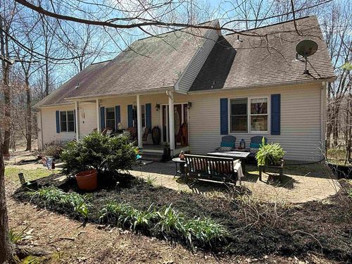 8121 State Route 762, Philpot, KY, 42366-9102 | Card Image