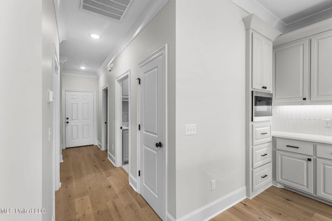 31-web-or-mls-202 Lizzy-27 | Image 31