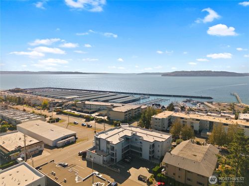 apt-201-22226 6th Ave S, Des Moines, WA, 98198-6243 | Card Image