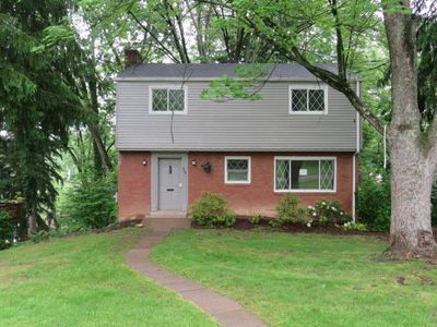 406 Long Dr, House other with 3 bedrooms, 1 bathrooms and 1 parking in Upper St. Clair PA | Image 1