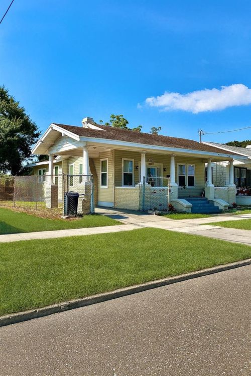 1808 N Tampania Ave, TAMPA, FL, 33607-3326 | Card Image