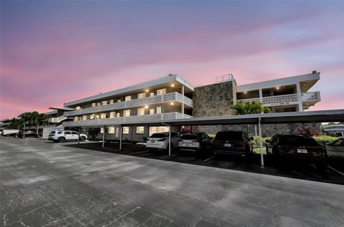 apt-327-4915 Bay St Ne, ST PETERSBURG, FL, 33703-4068 | Card Image