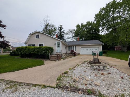 5205 Blair Rd, Perry, OH, 44081-9624 | Card Image