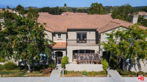 1572 Silver Shadow Dr, Newbury Park, CA, 91320-3525 | Card Image