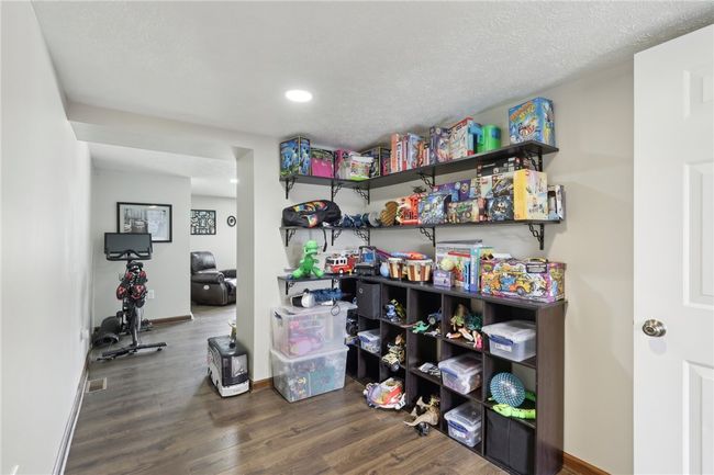 378 Mingo Church Rd, House other with 3 bedrooms, 3 bathrooms and 1 parking in Finleyville PA | Image 20