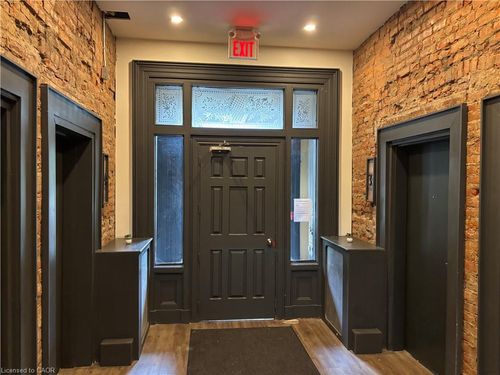 10-123 Macnab St S, Hamilton, ON, L8P3C2 | Card Image