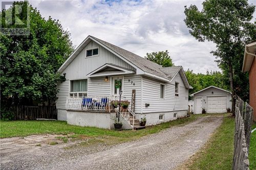 976 Bancroft Dr, Sudbury, ON, P3B1R1 | Card Image