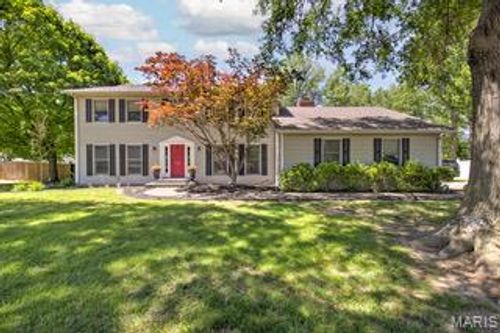 126 Larkspur Ln, Sikeston, MO, 63801-4806 | Card Image