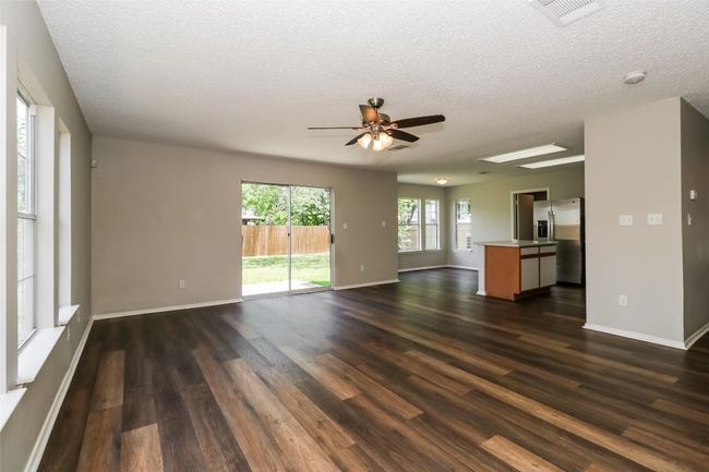 Looking towards Breakfast Area and Kitchen | Image 7
