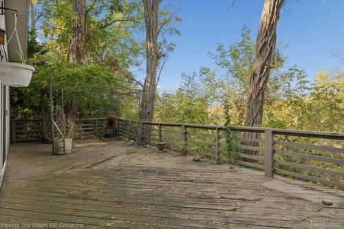 50710 W Huron River Dr, Van Buren Township, MI, 48111-2680 | Card Image