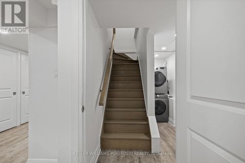 35 Humberside Ave, Toronto, ON, M6P1J6 | Card Image