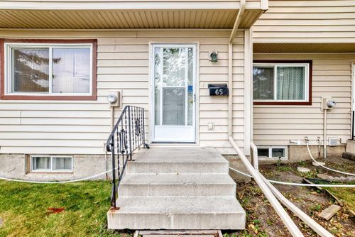 65-6100 4 Ave Ne, Calgary, AB, T2A5Z8 | Card Image