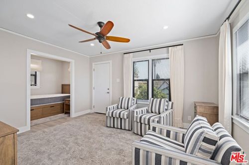gh-915 Georgina Ave, Santa Monica, CA, 90402 | Card Image
