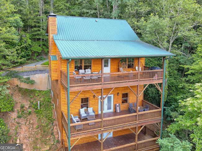 672 Screamer Dr, House other with 3 bedrooms, 3 bathrooms and null parking in Clayton GA | Image 67
