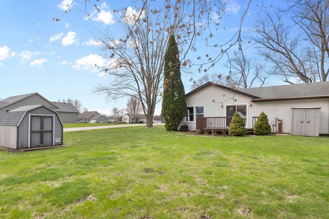 1212 Hilltop Blvd, House other with 3 bedrooms, 2 bathrooms and 1 parking in Mchenry IL | Image 16