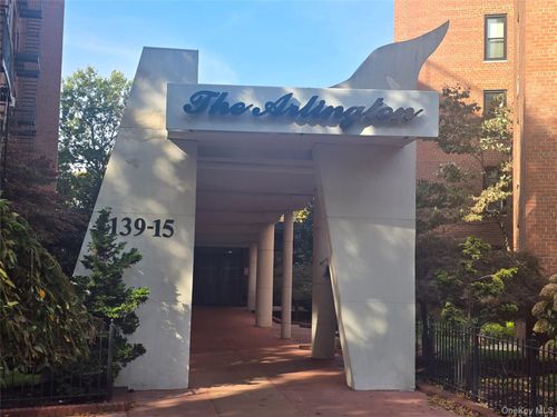 apt-629-139-15 83rd Ave, Briarwood, NY, 11435-1523 | Card Image