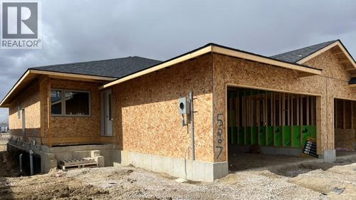 5215 Talia Trail, Maidstone, ON, N0R1K0 | Card Image