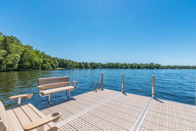 1303 E Point Dr, Townhouse with 3 bedrooms, 3 bathrooms and null parking in East Gull Lake MN | Image 39