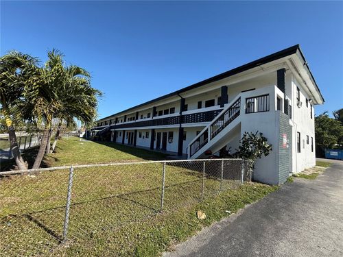 apt-22-7155 Nw 17th Ave, Miami, FL, 33147-6302 | Card Image