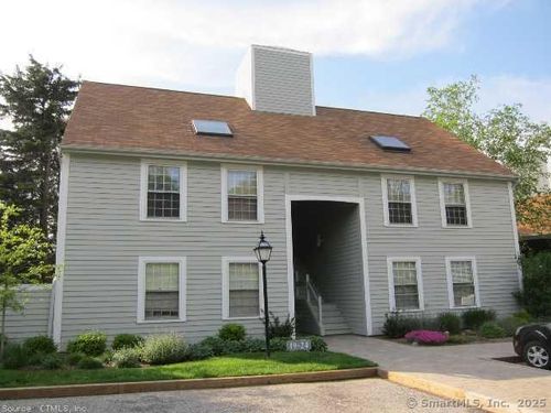 20-20 River Colony, Guilford, CT, 06437-2555 | Card Image