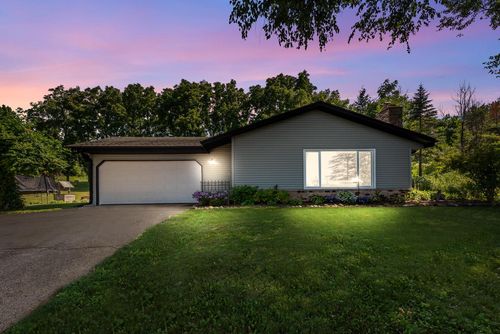 861 Bridge Road, Jackson, WI, 53012 | Card Image