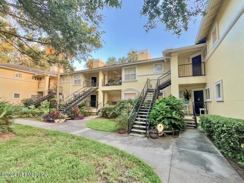 208-1800 The Greens Way, JACKSONVILLE BEACH, FL, 32250-2451 | Card Image