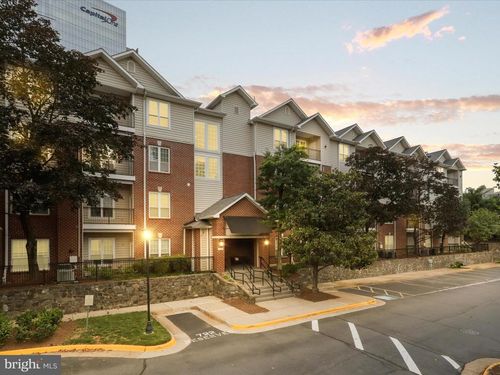 unit-10107-1521 Spring Gate Dr, MCLEAN, VA, 22102-3414 | Card Image