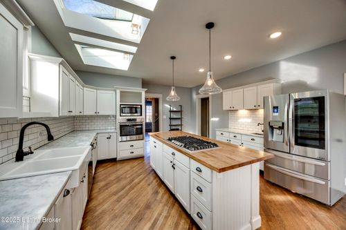 115 Pennsylvania Ave, Louisville, KY, 40206-2717 | Card Image