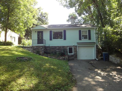 2336 Ives Ln N, Plymouth, MN, 55441-4130 | Card Image