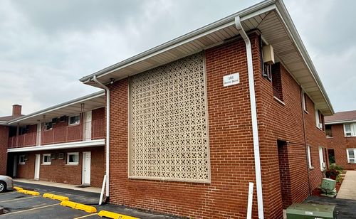 5-101 Dover Dr, Des Plaines, IL, 60018-1231 | Card Image