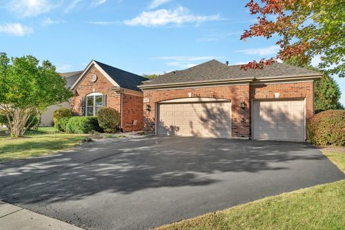 405 Hackney Lane, Oswego, IL, 60543 | Card Image