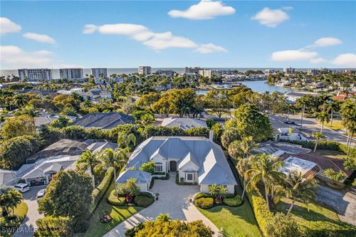 1675 Murex Ln, Naples, FL, 34102-5149 | Card Image