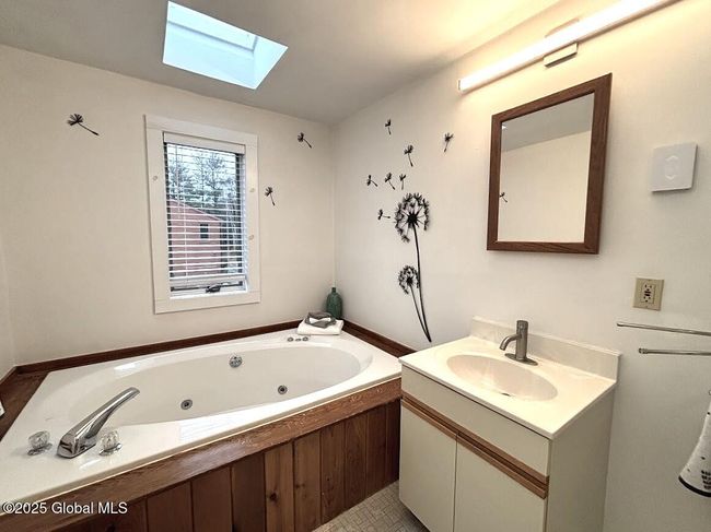 E - 13 Freebern Rd, Townhouse with 1 bedrooms, 2 bathrooms and 2 parking in North Creek NY | Image 6