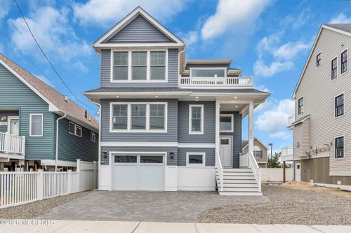 2000 Route 35 N, Seaside Heights, NJ, 08751-1220 | Card Image