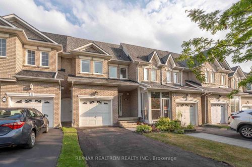 80 Ruby Cres, Richmond Hill, ON, L4S2H2 | Card Image