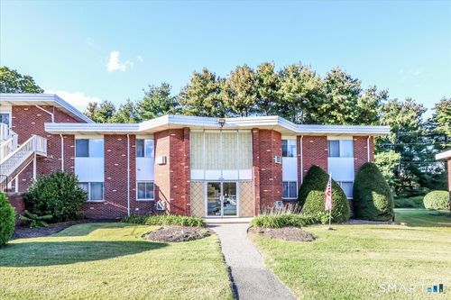 4-40 Candlewood Lake Road S, New Milford, CT, 06776 | Card Image