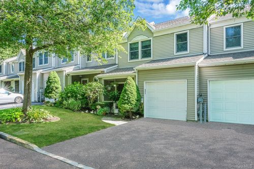 10 Sea Court Ln, Port Jefferson, NY, 11777-2174 | Card Image