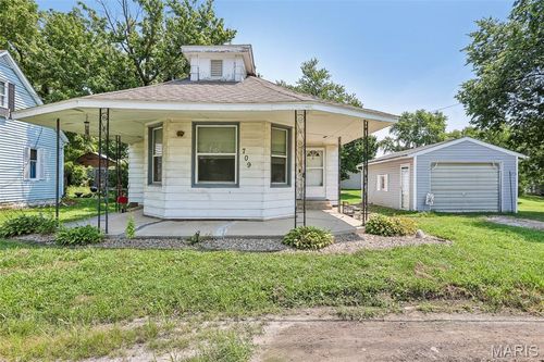 709 Simpson Street, Pocahontas, IL, 62275 | Card Image