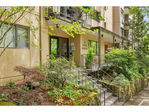 11-2021 Sw Main St, Portland, OR, 97205 | Card Image