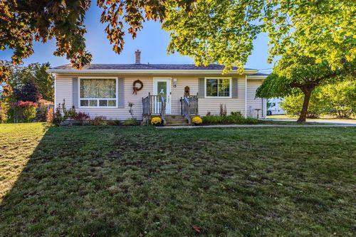 13 Connollys Rd, Stellarton, NS, B2H5J5 | Card Image