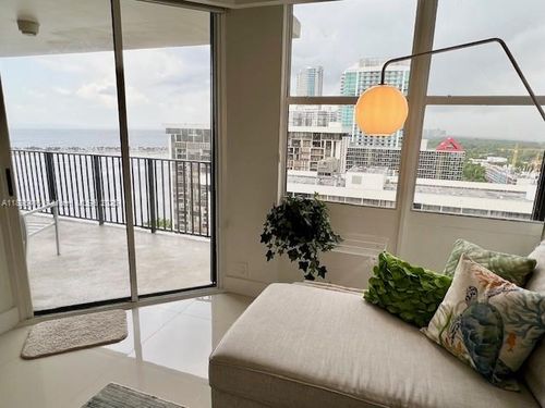apt-b2405-1901 Brickell Ave, Miami, FL, 33129-1775 | Card Image