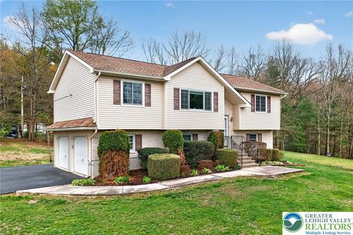 1006 Burger Hollow Rd, Kunkletown, PA, 18058-8022 | Card Image