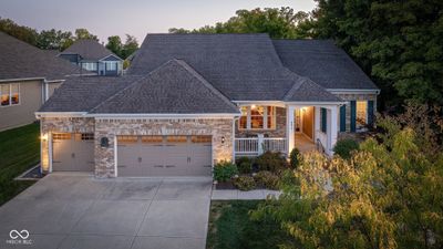 9672 Sunnyview Lane, House other with 3 bedrooms, 2 bathrooms and null parking in Fishers IN | Image 1