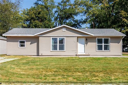 100 Chaparral St, Watson, IL, 62473-1005 | Card Image