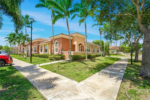 23801 Sw 109th Pl, Homestead, FL, 33032-6184 | Card Image