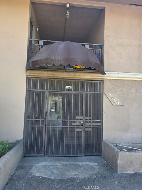 t-7490 Magnolia, Riverside, CA, 92504 | Card Image