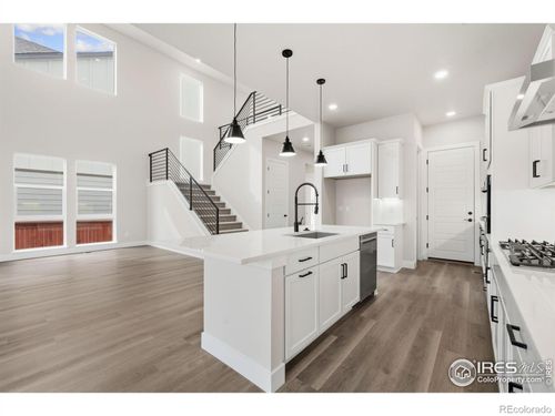 1675 Sundown Run Dr, Windsor, CO, 80550-5281 | Card Image