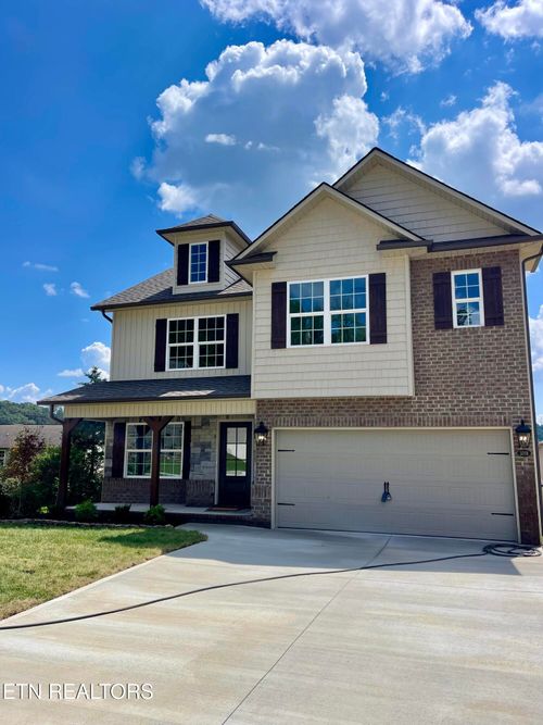 3701 Parker Harrison Way, Knoxville, TN, 37924-1684 | Card Image