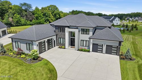 1125 Hunting Creek Dr, Perrysburg, OH, 43551-6258 | Card Image