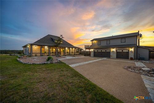 34 Spruce Dr, Belton, TX, 76513-6357 | Card Image